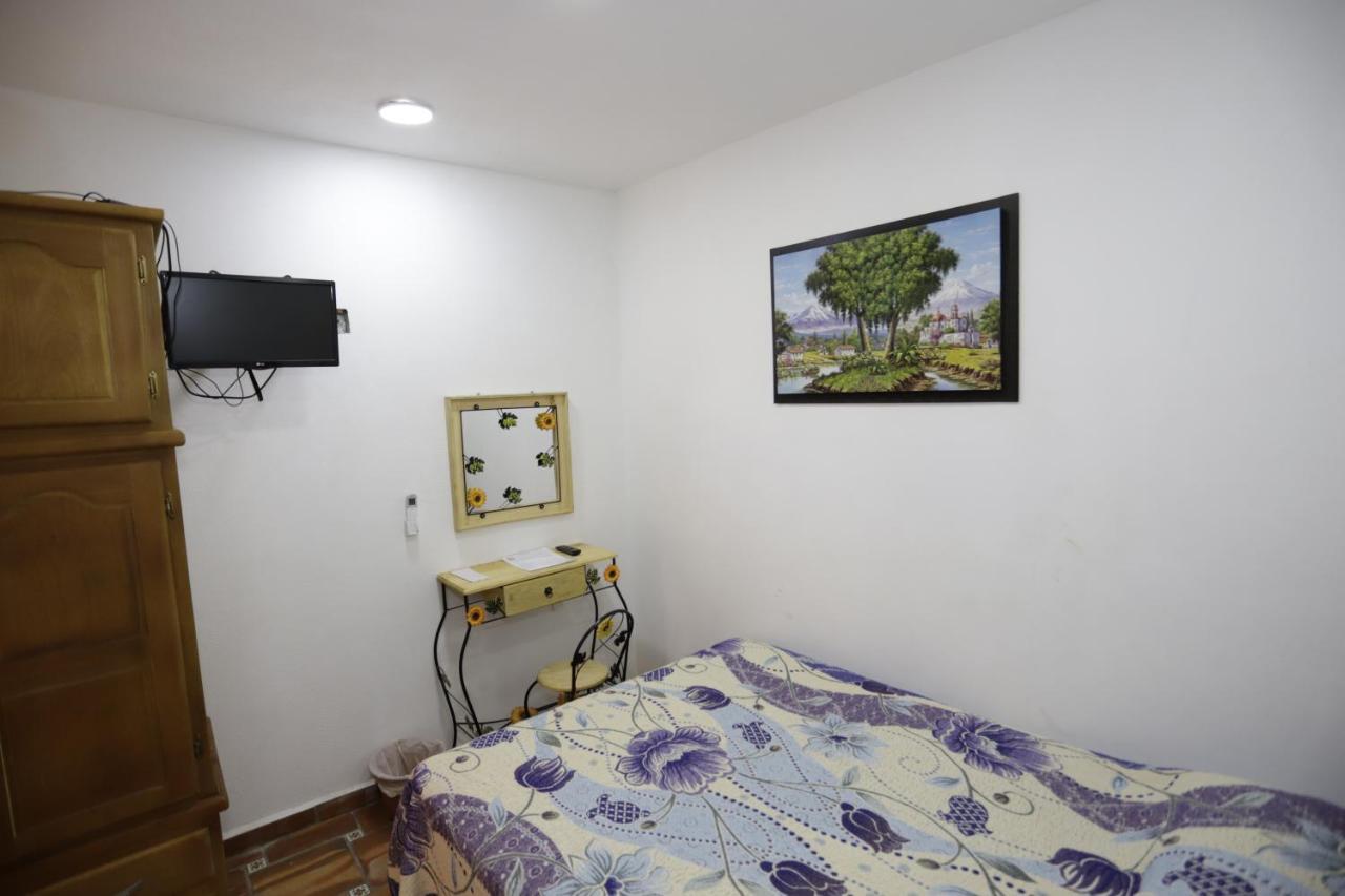 Hotel Boutique Casa Elefante Гвадалахара Экстерьер фото