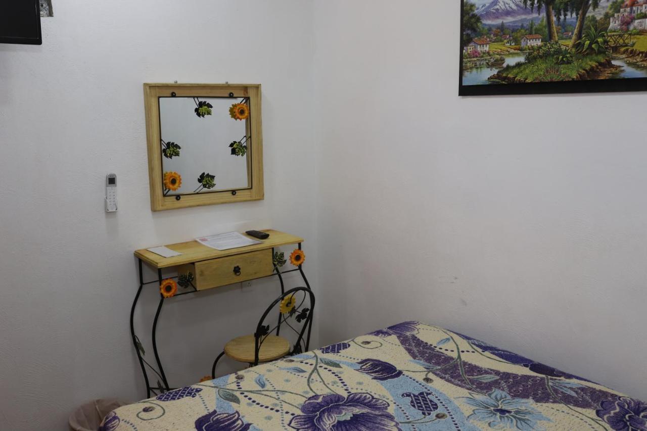 Hotel Boutique Casa Elefante Гвадалахара Экстерьер фото